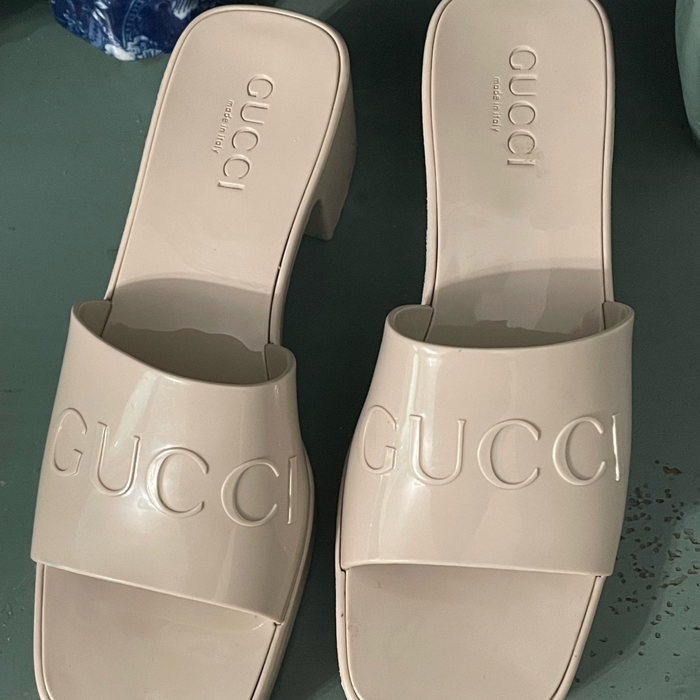 AUTHENTIC GUCCI RUBBER SLIDE SANDAL MULES 90s - Picture 3 of 10